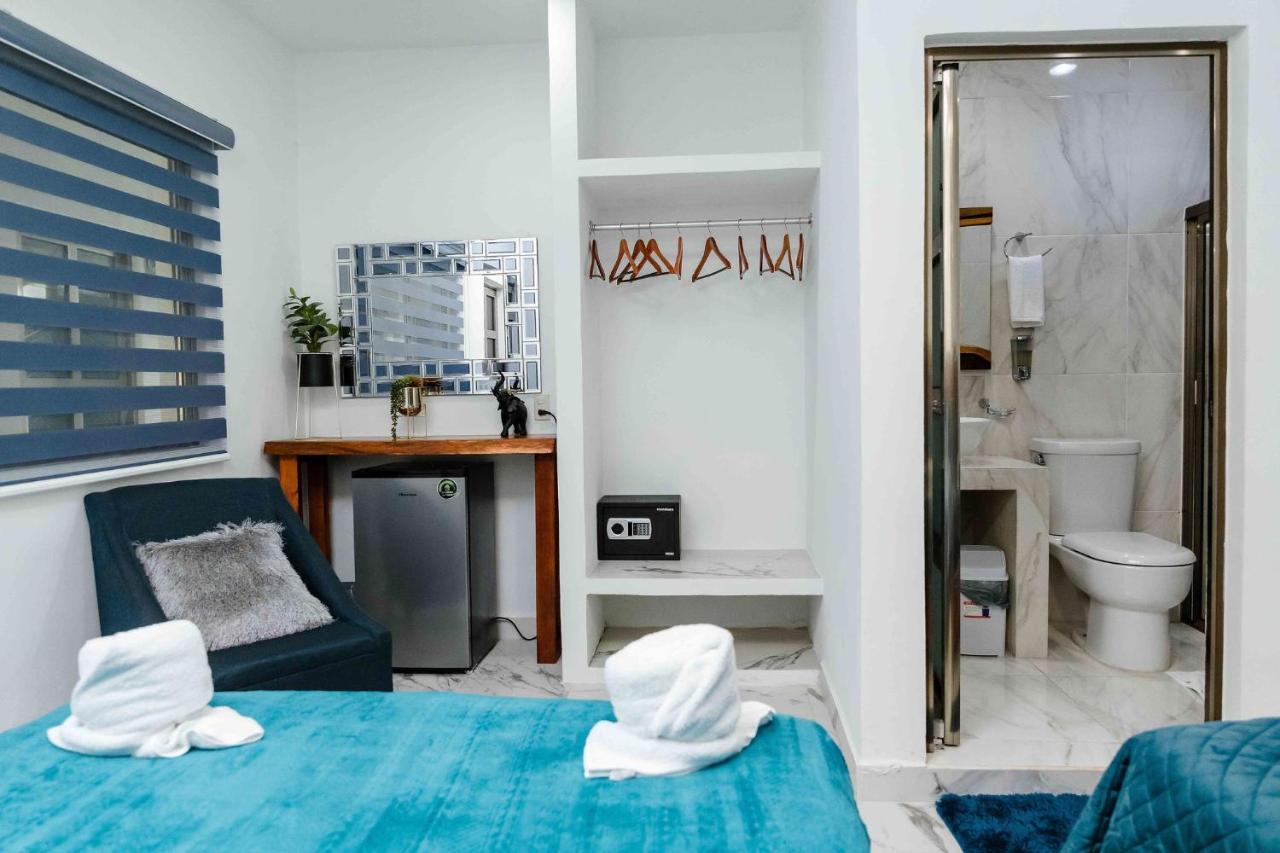 Hotel Naomi City Center Bacalar Exteriör bild