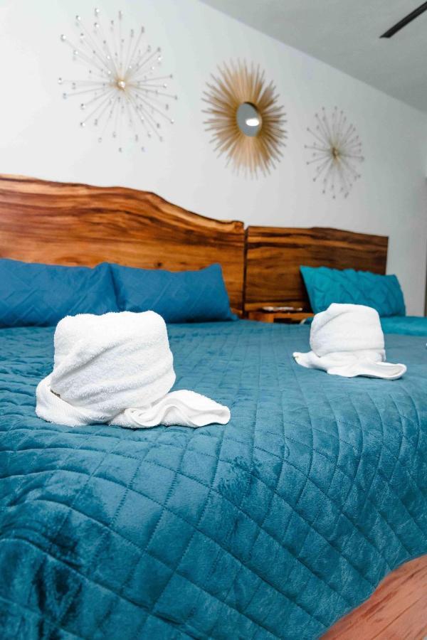 Hotel Naomi City Center Bacalar Exteriör bild
